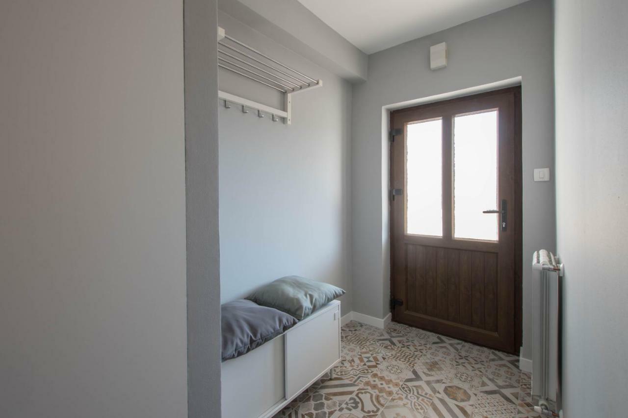 App Lov Apartment Umag Bagian luar foto