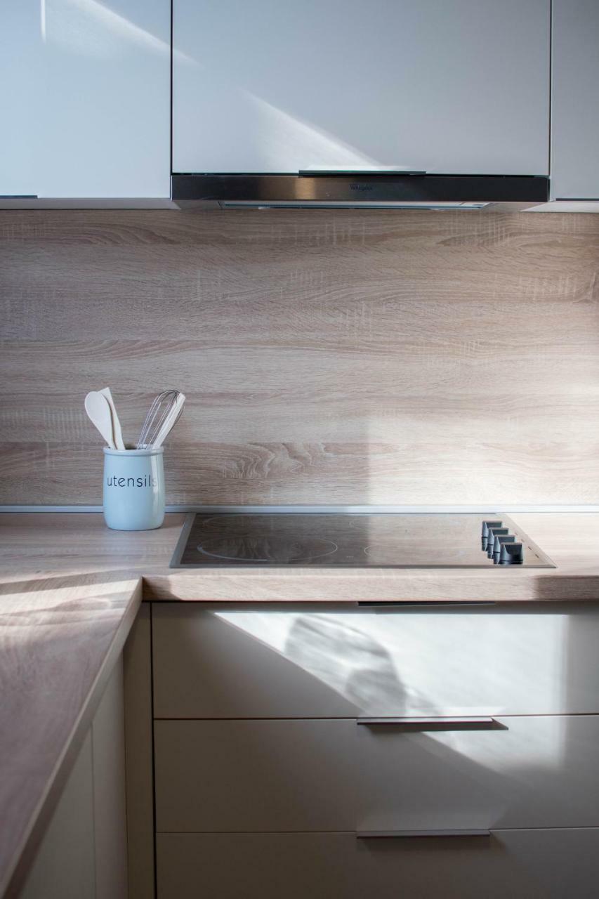 App Lov Apartment Umag Bagian luar foto